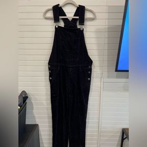 Forever 21 black corduroy overalls